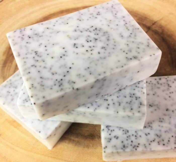 Love this!! my dry, itchy, sensitive skin has never felt better. -- Easy 3-ingredient essential oil soap that moisturizes, exfoliates, and soothes skin + FREE PRINTABLE of recipe & 25 custom EO blends