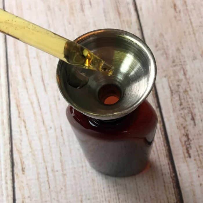 adding vitamin E to hand sanitizer