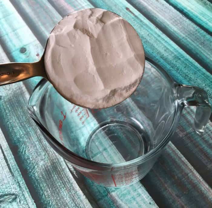 These DIY bath melts are loaded with decadent butters and good-for-your-skin essential oils. Plus they smell amazing! click for the recipe and step-by-step instructions to make these super moisturizing, skin softening, and great-smelling bath melts.