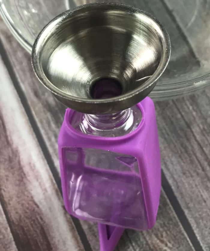 DIY kid-safe hand sanitizer recipe with essential oils - Germs are everywhere.  When you can't get to a sink to wash your hands, keep clean with this natural homemade hand sanitizer gel {with essential oils}.