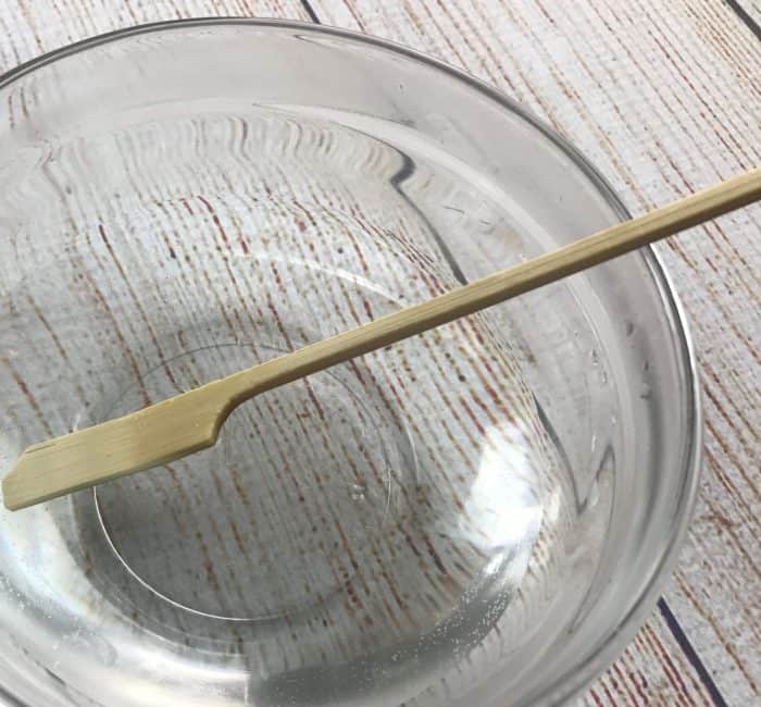 all natural DIY recipe with essential oils for perfectly imperfect soft, textured beachy waves with added volume and fullness