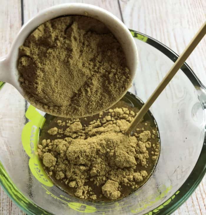 Got a bug bite, rash or other itchy nuisance? homemade natural anti-itch stick with essential oils. Itch relief in no time!