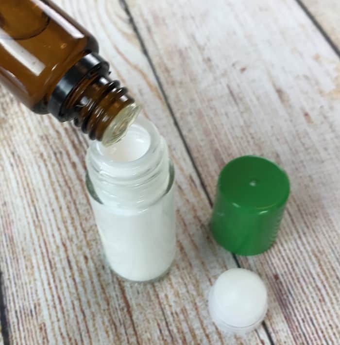 Easy 2Ingredient Essential Oil Deodorant Recipe One Essential Community