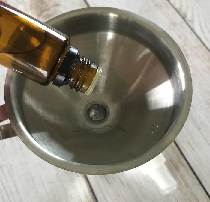 DIY "Before You Go" Poo-Pourri No. 2 Toilet Spray -- natural, cheap, and easy to make, but best of all - it really works! Give the toilet bowl a few quick sprays before you go and the odors will be trapped discreetly inside the toilet bowl and flushed away.  Simple to make with only 2 ingredients plus essential oils. 8 scents - floral to citrus, warm fall scents and holiday aromas. #essentialoils #essentialoilrecipes #homemadepoopourri #essentialoilsprays #DIYpoopourri #easyDIY