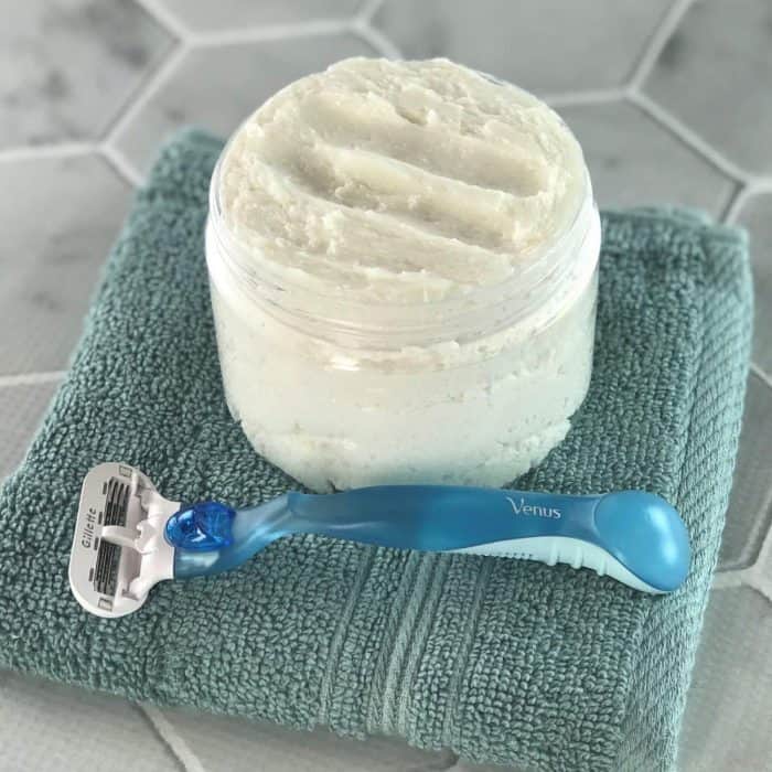 40 favorite essential oil recipes for summer - homemade sunscreen, after-sun spray, cooling spray, DIY deodorant, diffuser blends, summer room sprays, rollerball recipes, bug spray, essential oils for travel, and more. Lots of easy summer essential oil recipes with step-by-step instructions and free printables. #essentialoilrecipes #essentialoilDIY #essentialoildiffuser #essentialoiluses #essentialoils #DIYbeauty #naturalremedies