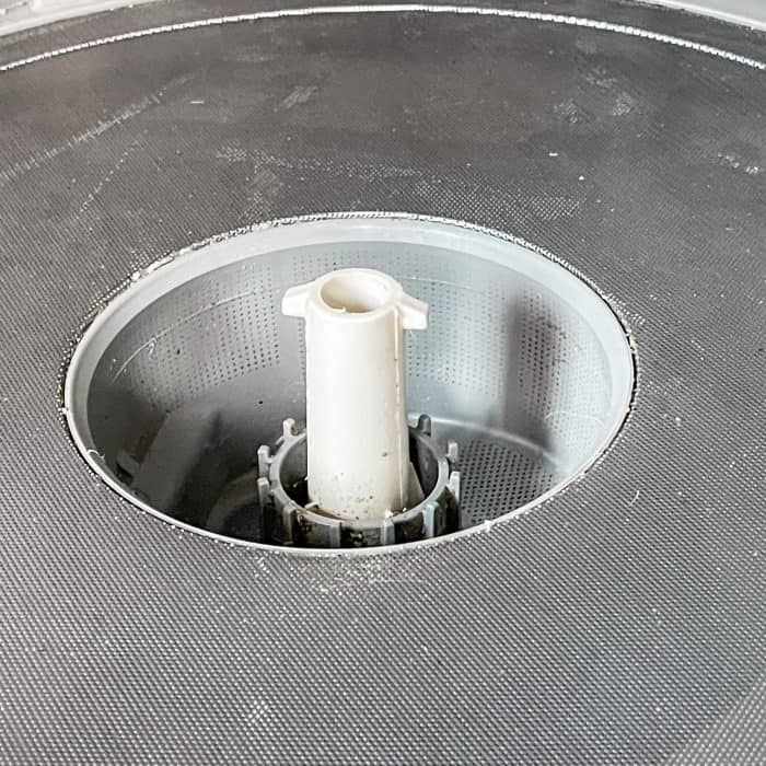 clean dishwasher filter